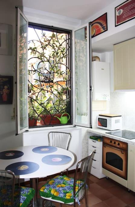 Colosseo Vintage Apartment Rome Exterior photo