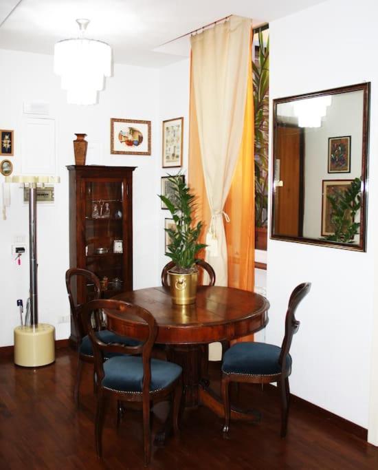 Colosseo Vintage Apartment Rome Exterior photo
